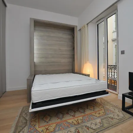 Apartment Studio In Cannes